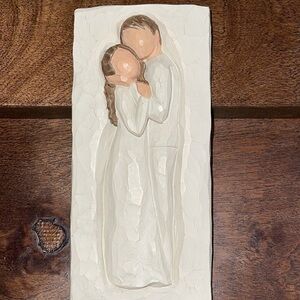 Willow Tree “In Love’s embrace” Wall plaque decor Susan Lordi 6” Height
